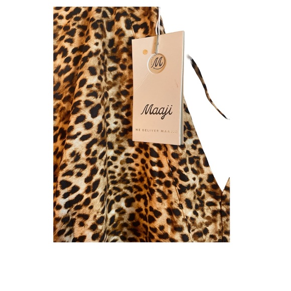 BNWT Maaji Kaftan/ bathing suit cover up - Picture 4 of 6